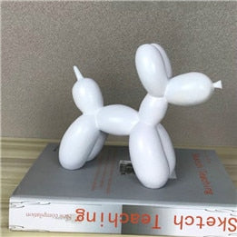 Balloon Dog Statue