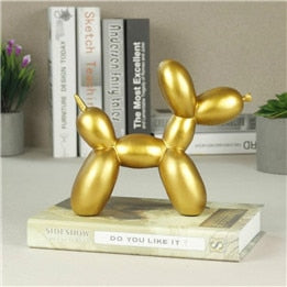 Balloon Dog Statue